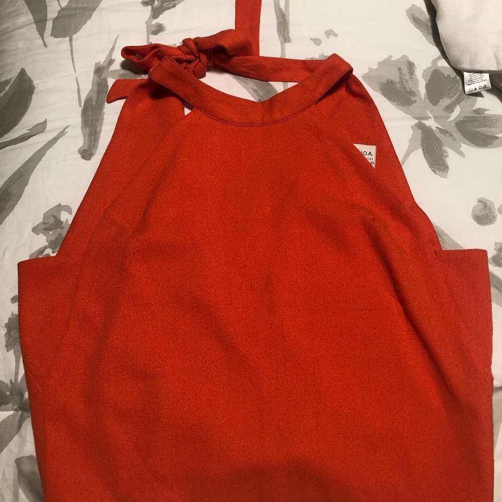 halter top